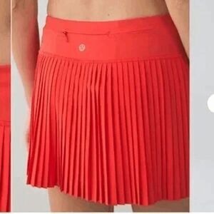 NEW w tags Lululemon Pleat To Street Skirt II Alarm red hot heat Sz 10